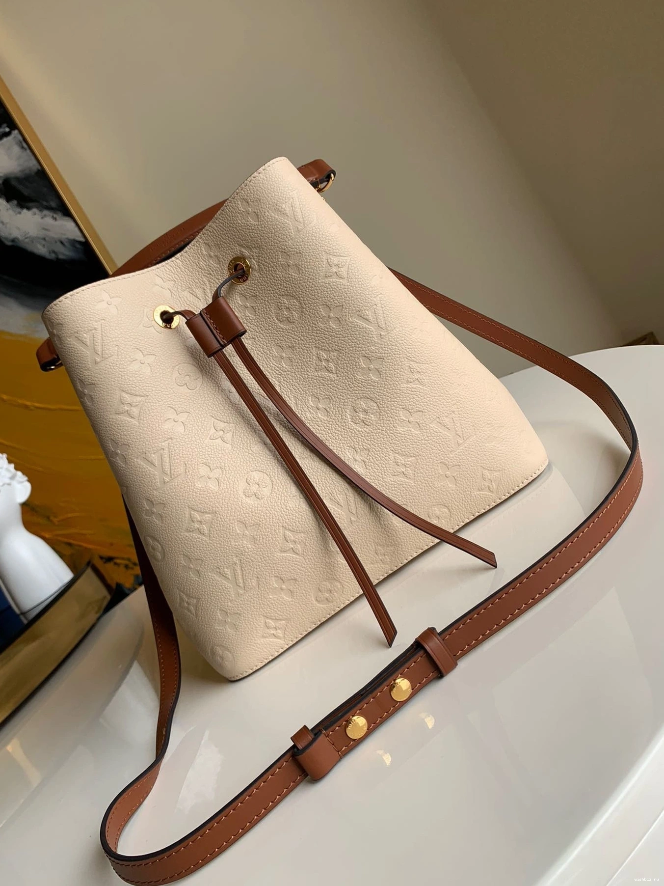WIS VUITTON LOUIS NEONOE MM 1116